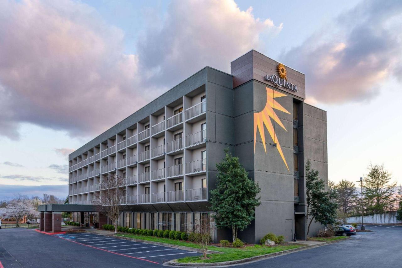 La Quinta Inn & Suites By Wyndham Kingsport Tricities Airport Exterior photo